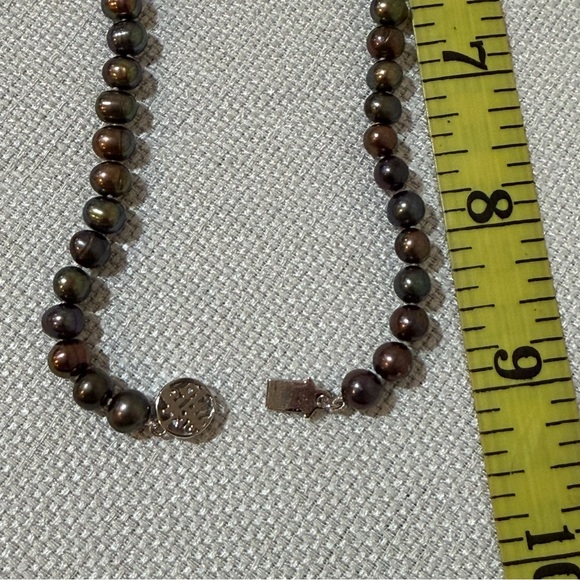 NWOT Gorgeous Multicolor Iridescent Pearl Bead Necklace - Picture 16 of 16